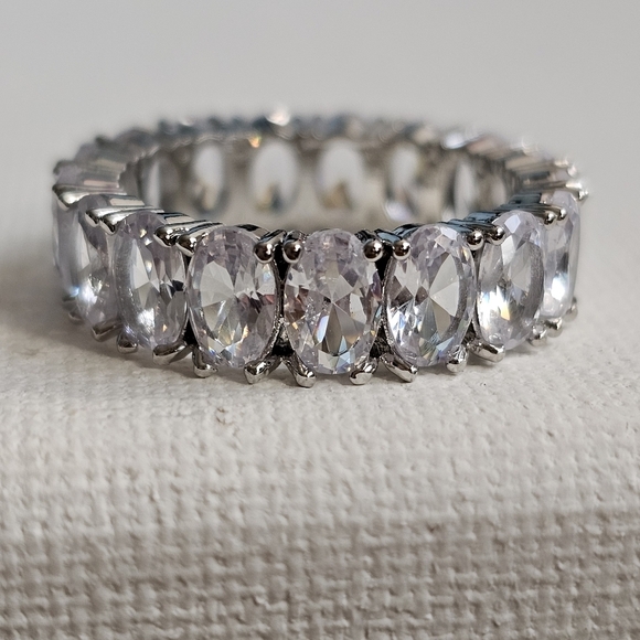 Jewelry - Baguette oval stone cz silver plated Statement fashion ring 7